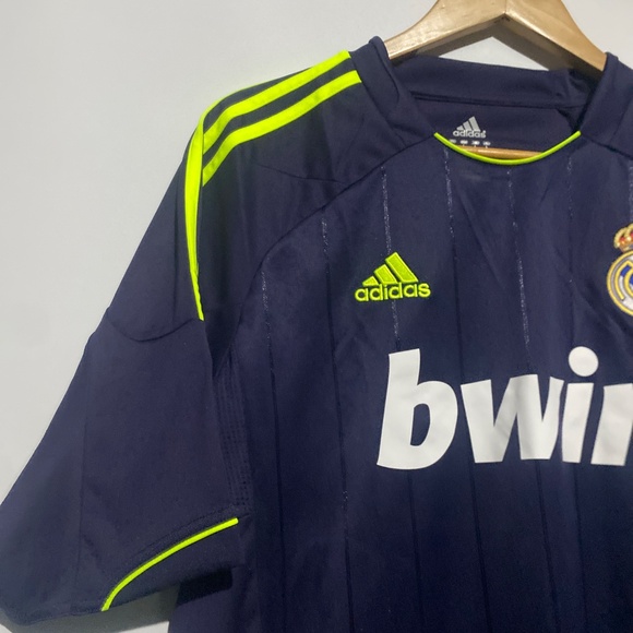 Adidas L Real Madrid 2012-13 Away Jersey - Picture 5 of 11